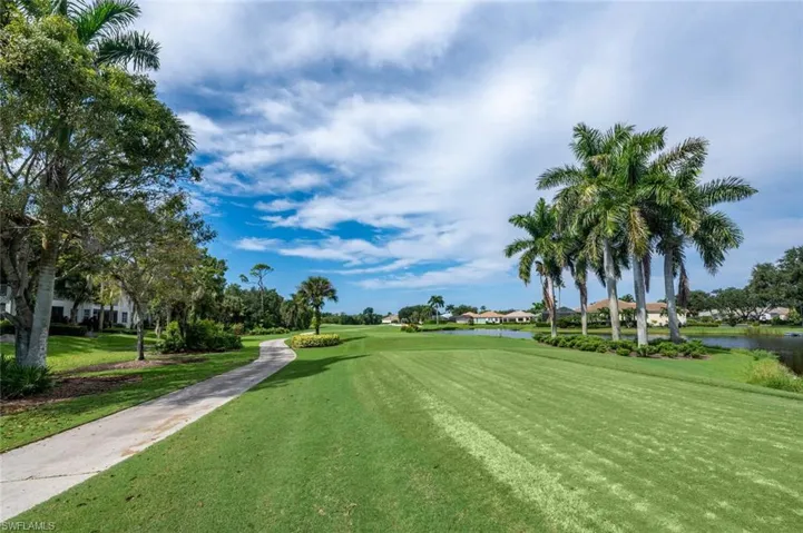 5015  Marina Cove  DR, Naples, FL 34112