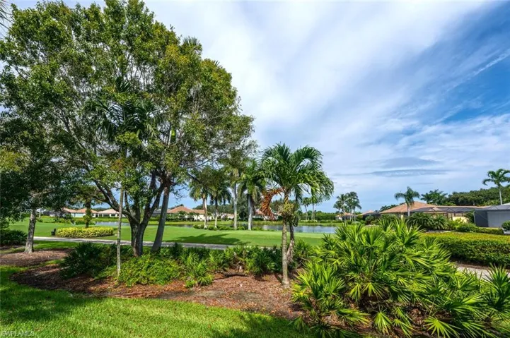 Stunning lake and view of the 5th tee!