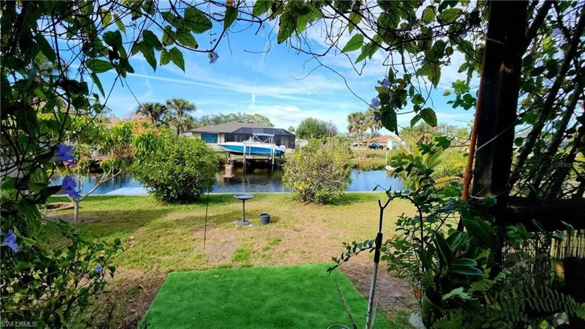18710 Van Nuys Cir, Port Charlotte, Florida 33948