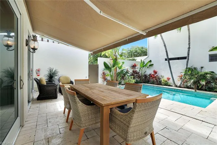 1150  6th S ST, Naples, FL 34102