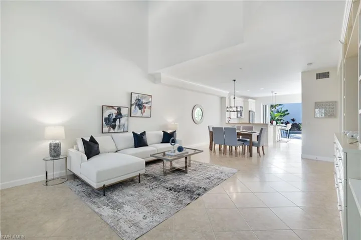 1150  6th S ST, Naples, FL 34102