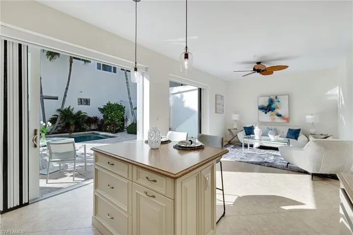 1150  6th S ST, Naples, FL 34102