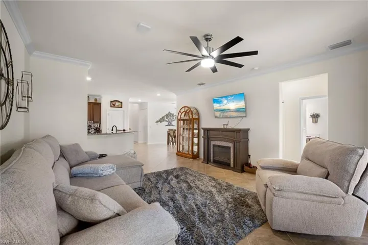 14298 Mindello Dr, Fort Myers, Florida 33905