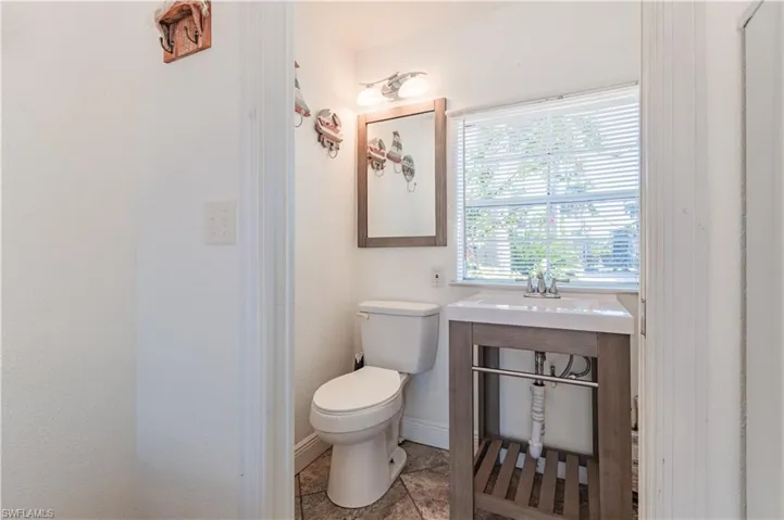 5216 Pineland Daisy Trl, Fort Myers, Florida 33905