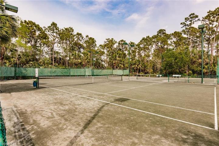 1912 Tarpon Bay DR N # 103, NAPLES FL 34119