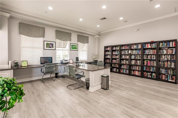 1912 Tarpon Bay DR N # 103, NAPLES FL 34119