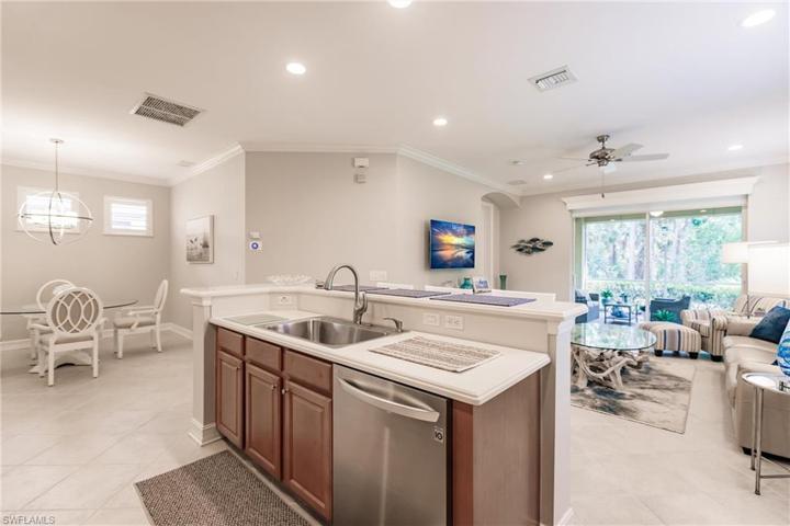 1912 Tarpon Bay DR N # 103, NAPLES FL 34119