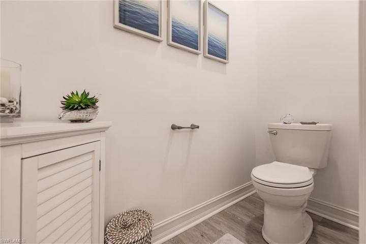 1912 Tarpon Bay DR N # 103, NAPLES FL 34119