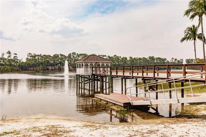 1912 Tarpon Bay DR N # 103, NAPLES FL 34119