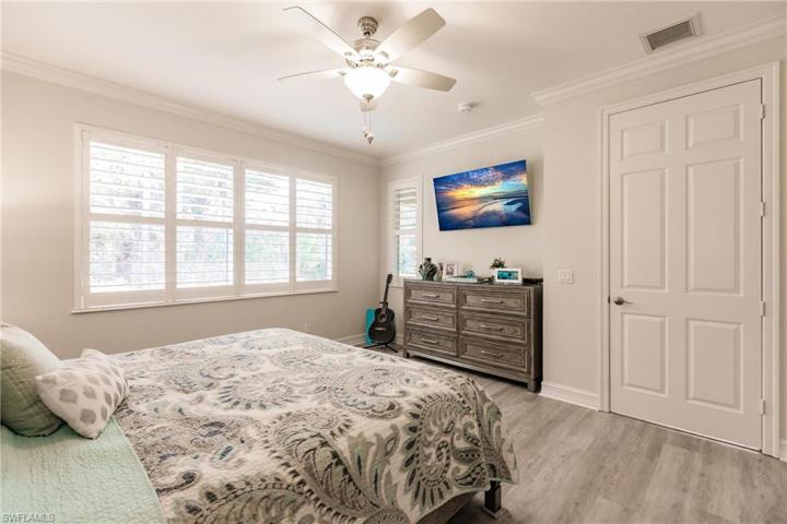 1912 Tarpon Bay DR N # 103, NAPLES FL 34119