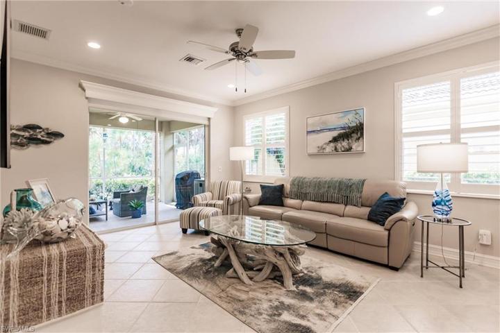1912 Tarpon Bay DR N # 103, NAPLES FL 34119