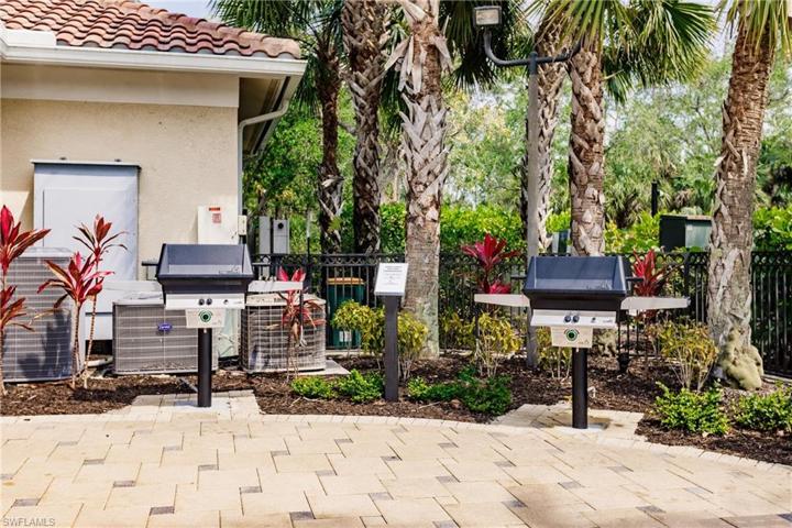 1912 Tarpon Bay DR N # 103, NAPLES FL 34119