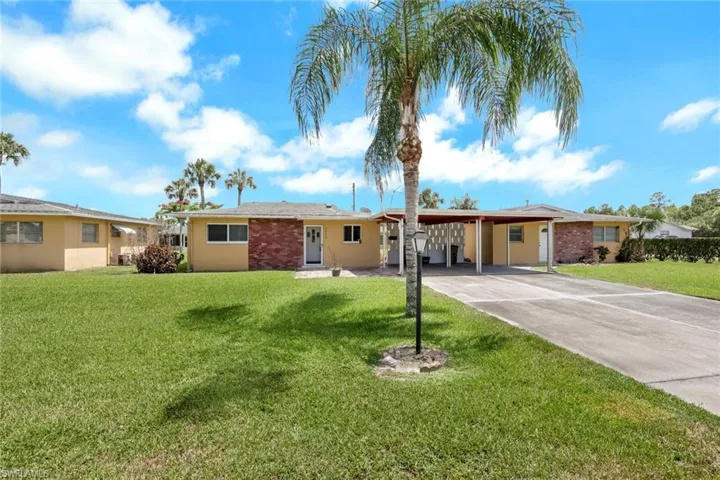 2212 E 6th St, Lehigh Acres, Florida 33936
