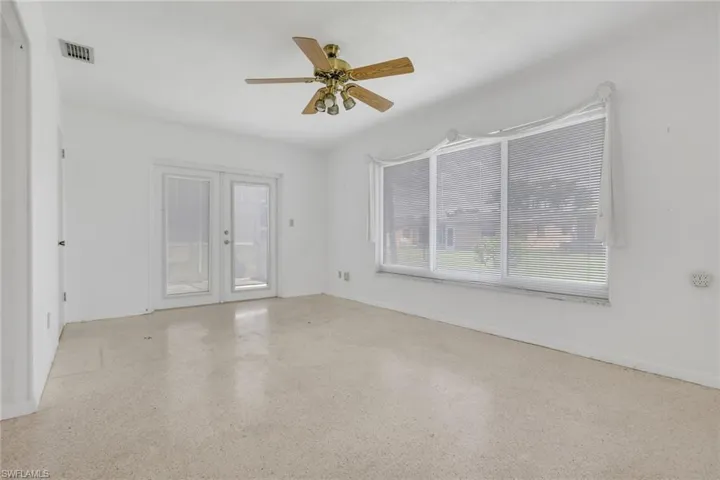 2212 E 6th St, Lehigh Acres, Florida 33936