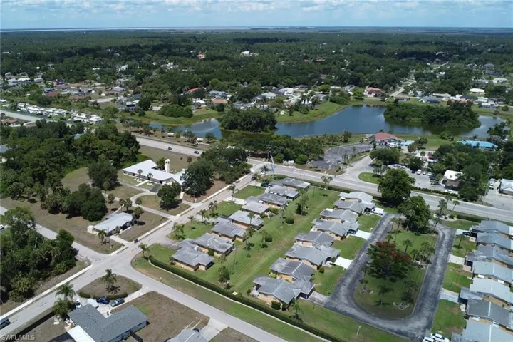 2212 E 6th St, Lehigh Acres, Florida 33936