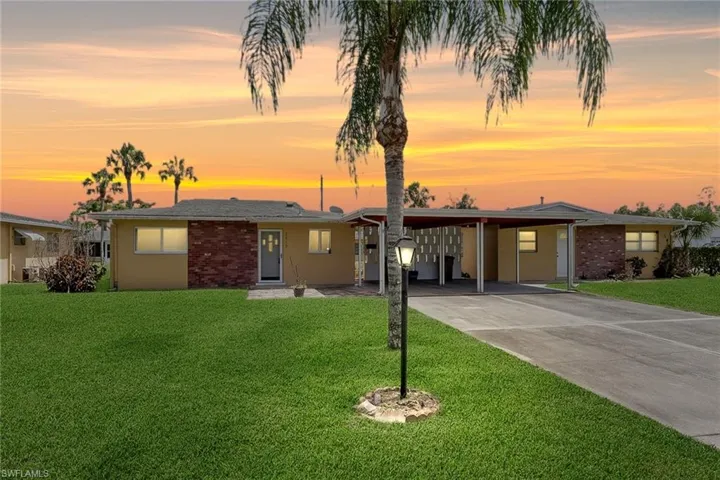 2212 E 6th St, Lehigh Acres, Florida 33936