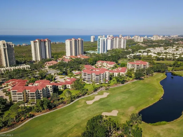 7040  Pelican Bay  BLVD, Naples, FL 34108