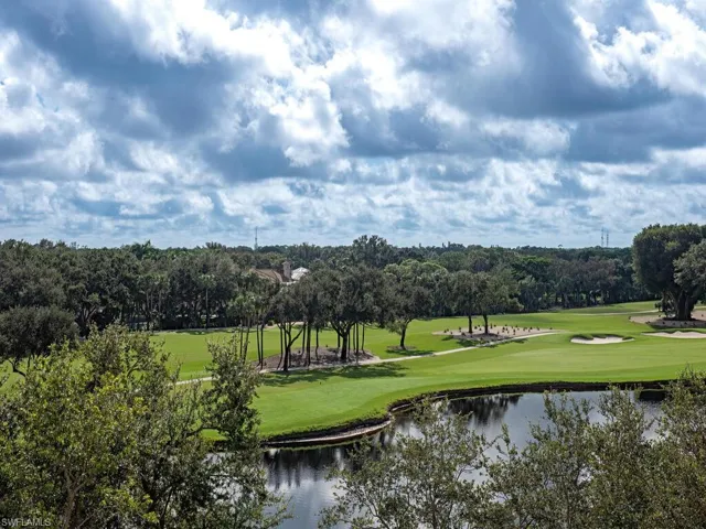 7040  Pelican Bay  BLVD, Naples, FL 34108