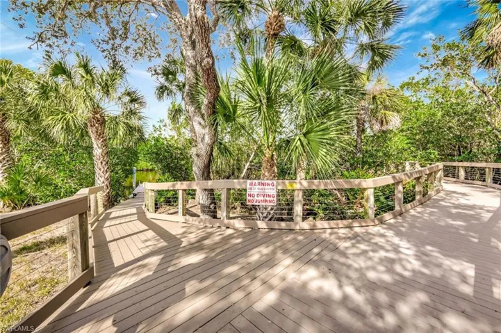 Fishing Pier and kayak/canoe/paddle board launch