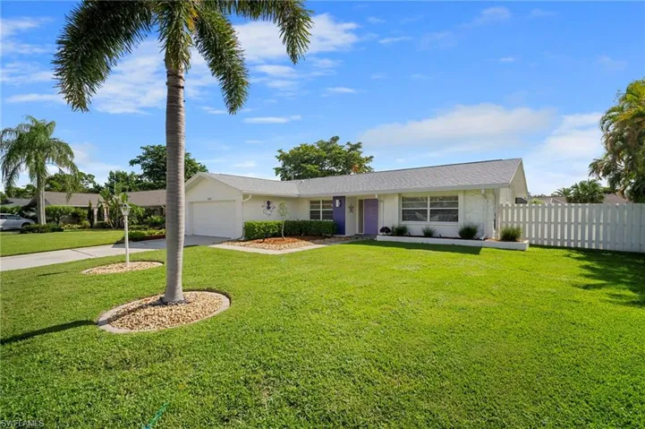 1450 Claret Ct, Fort Myers, Florida 33919