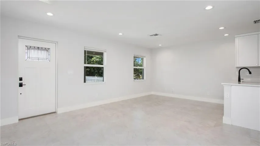 27302 Dortch Ave 304, Bonita Springs, Florida 34135