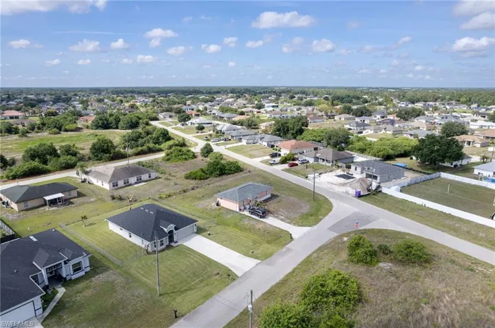 5225  Baron  ST, Lehigh Acres, FL 33971