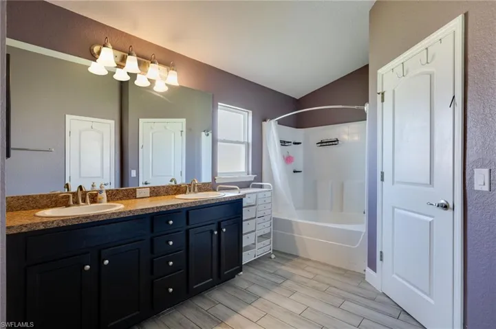 5225  Baron  ST, Lehigh Acres, FL 33971