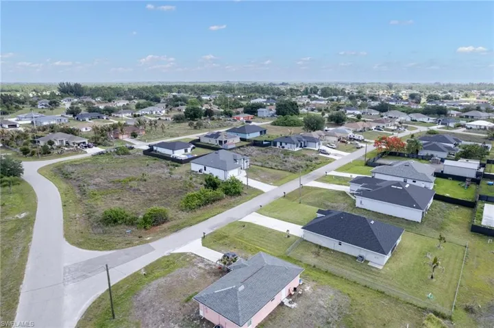 5225  Baron  ST, Lehigh Acres, FL 33971