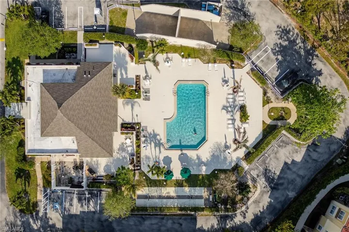 1423 SW Courtyards  TER, Cape Coral, FL 33914