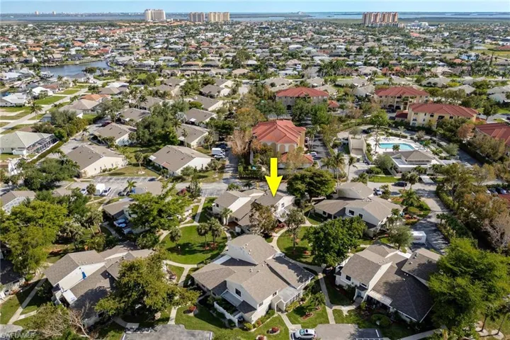 1423 SW Courtyards  TER, Cape Coral, FL 33914