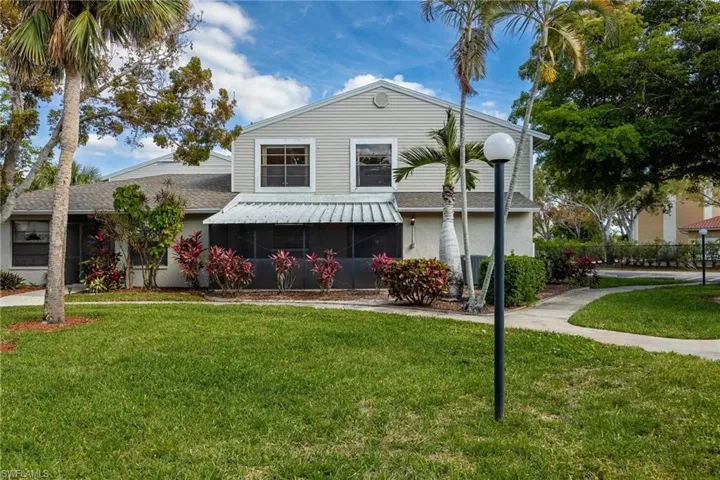 1423 SW Courtyards  TER, Cape Coral, FL 33914