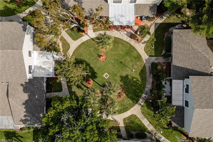 1423 SW Courtyards  TER, Cape Coral, FL 33914