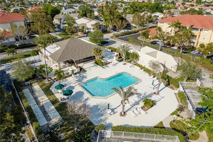 1423 SW Courtyards  TER, Cape Coral, FL 33914