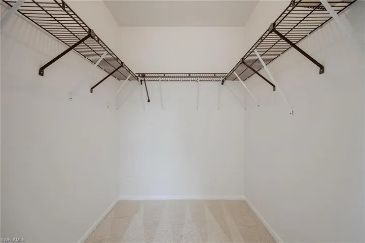 1423 SW Courtyards  TER, Cape Coral, FL 33914