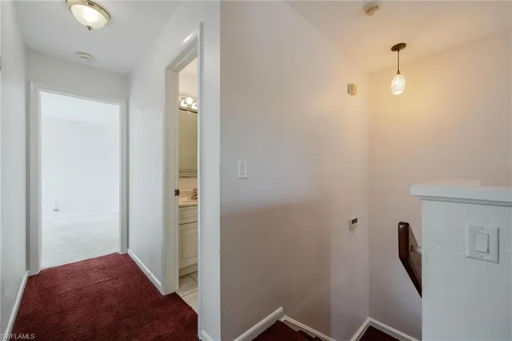 1423 SW Courtyards  TER, Cape Coral, FL 33914