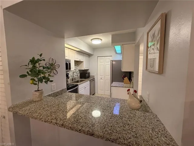 14900  Summerlin Woods  DR, Fort Myers, FL 33919