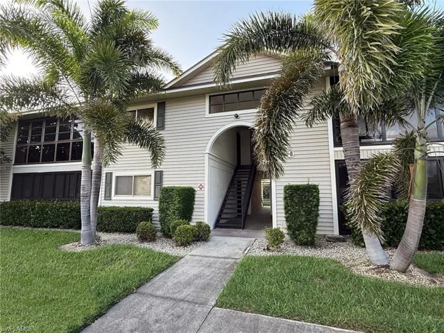 14900  Summerlin Woods  DR, Fort Myers, FL 33919