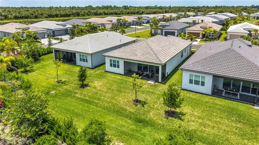 12445  Dahlia  CT, Naples, FL 34120