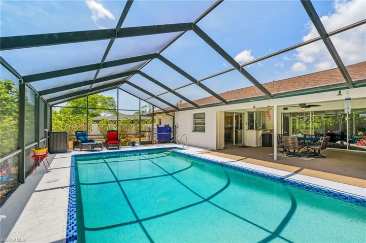 2366  Flora  AVE, Fort Myers, FL 33907