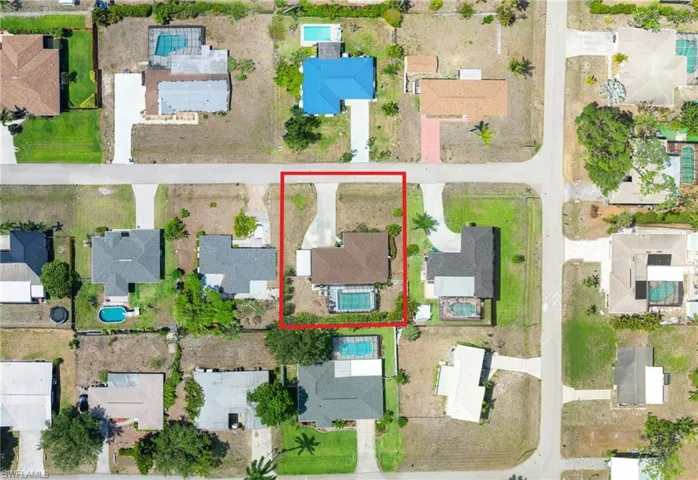 2366  Flora  AVE, Fort Myers, FL 33907