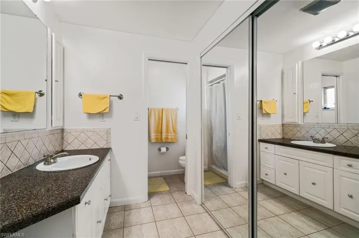 2366  Flora  AVE, Fort Myers, FL 33907