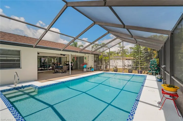 2366  Flora  AVE, Fort Myers, FL 33907