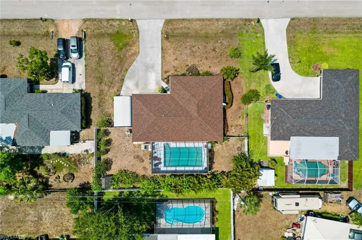 2366  Flora  AVE, Fort Myers, FL 33907
