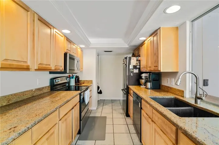 2366  Flora  AVE, Fort Myers, FL 33907