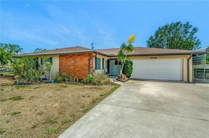 2366  Flora  AVE, Fort Myers, FL 33907