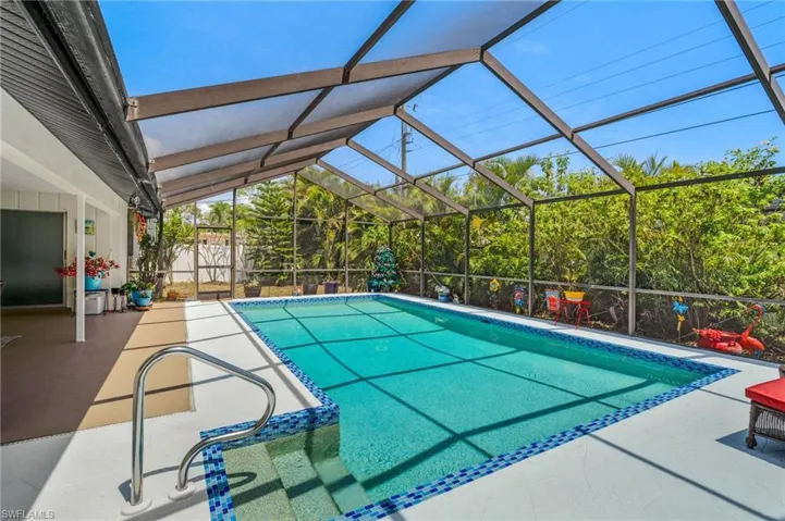 2366  Flora  AVE, Fort Myers, FL 33907