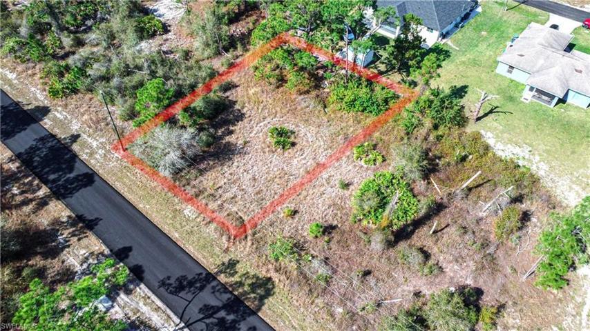 855 Calumet ST E, LEHIGH ACRES FL 33974