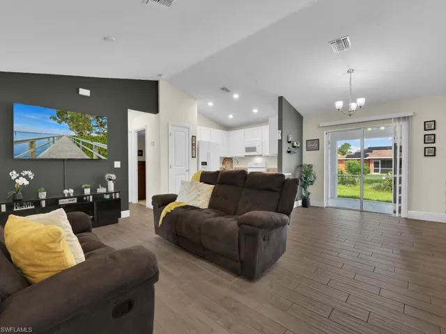 Comfortable Layout