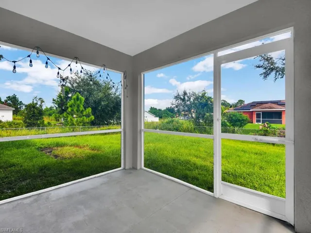 Rear Lanai