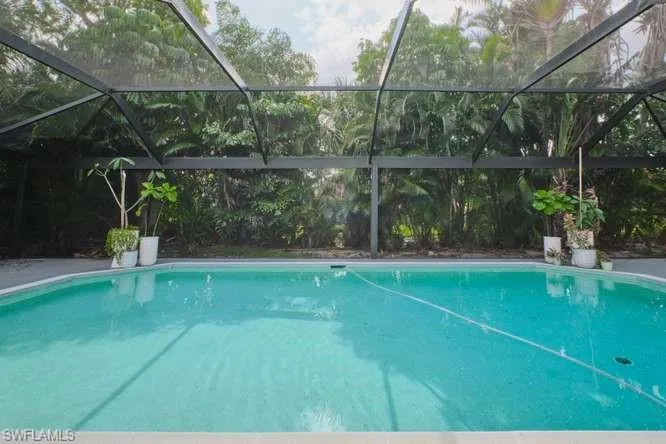 28505 Sombrero Dr, Bonita Springs, Florida 34135